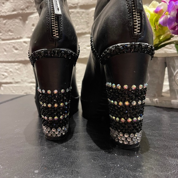 Custom Decorated Black Platform Boots 9 - Picture 3 of 13